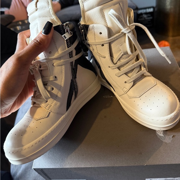 Rick Owens Cream Kids Sneakers - Picture 5 of 5